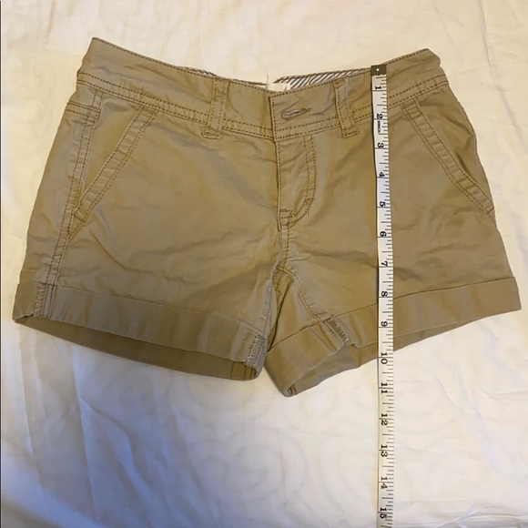 Shorts - Picture 3 of 4